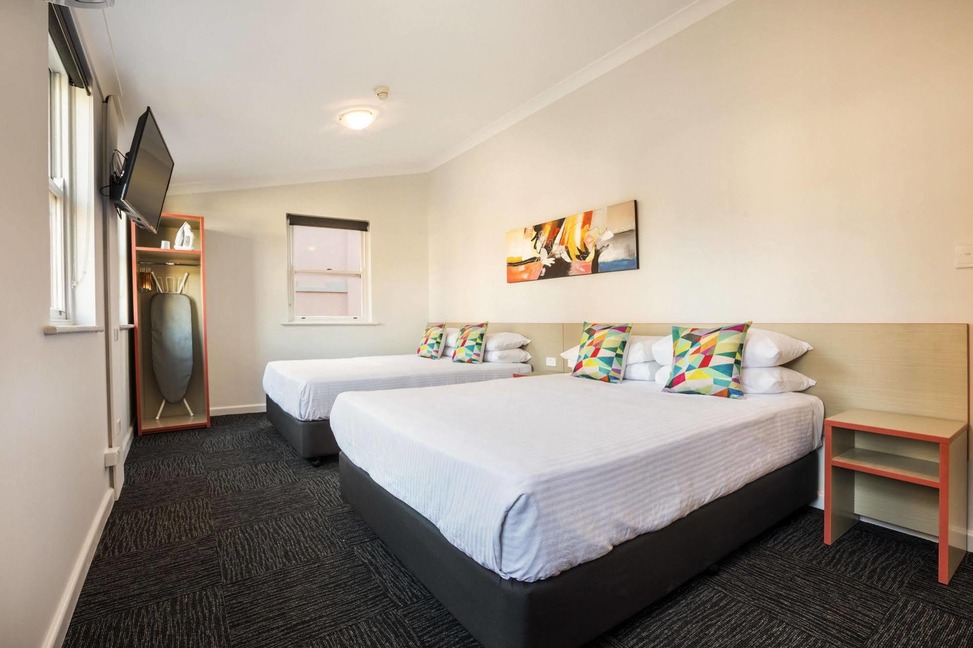 Granville Hotel Sydney Exterior photo